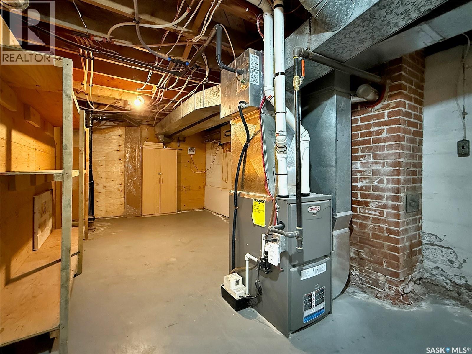 120 Central Avenue S, Swift Current, Saskatchewan  S9H 3E8 - Photo 15 - SK026213