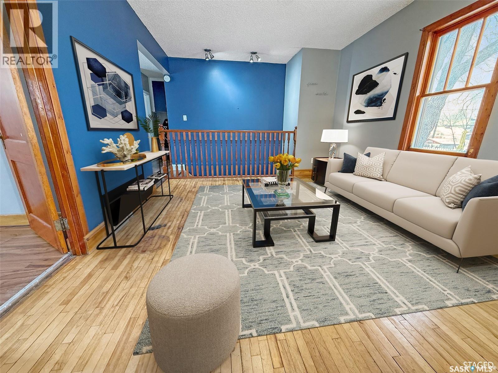 120 Central Avenue S, Swift Current, Saskatchewan  S9H 3E8 - Photo 2 - SK026213