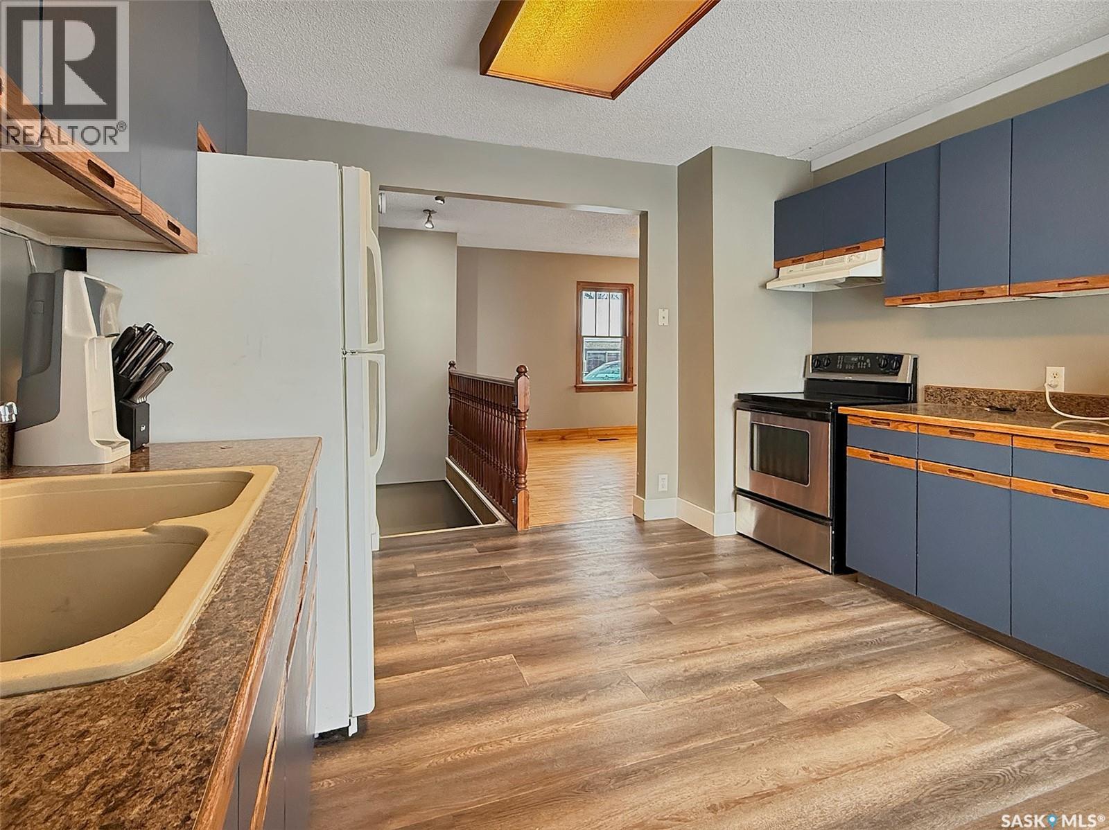 120 Central Avenue S, Swift Current, Saskatchewan  S9H 3E8 - Photo 4 - SK026213