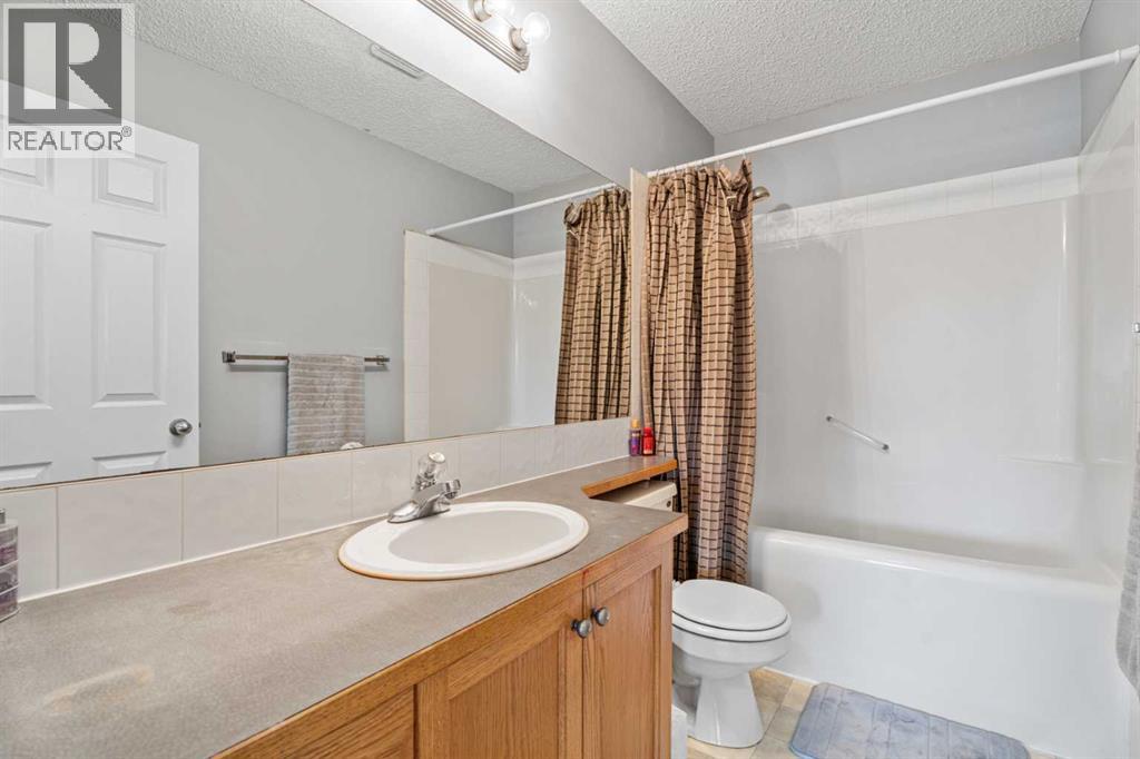 51 Westfall Crescent, Okotoks, Alberta  T1S 1V5 - Photo 33 - A2271196