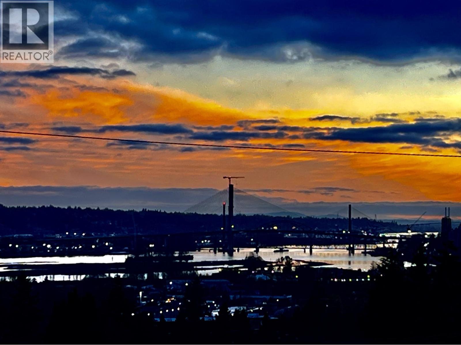 101 901 Edgar Avenue, Coquitlam, British Columbia  V3K 2K1 - Photo 2 - R3065366