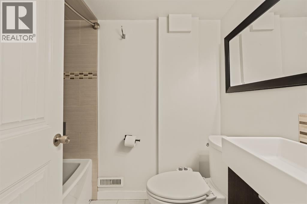 20 Calandar Road Nw, Calgary, Alberta  T2L 0P6 - Photo 28 - A2276854