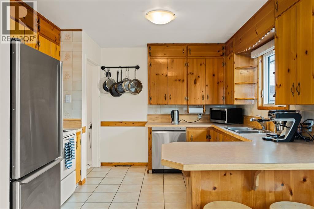 20 Calandar Road Nw, Calgary, Alberta  T2L 0P6 - Photo 16 - A2276854