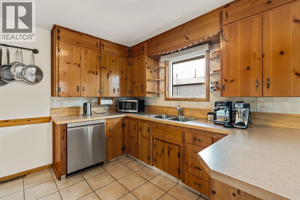 20 Calandar Road Nw, Calgary, Alberta  T2L 0P6 - Photo 18 - A2276854