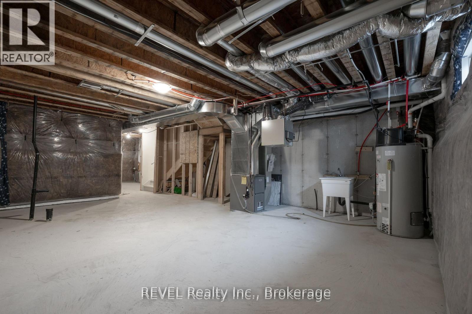 52 Ever Sweet Way, Thorold, Ontario  L2V 0R6 - Photo 17 - X12664834