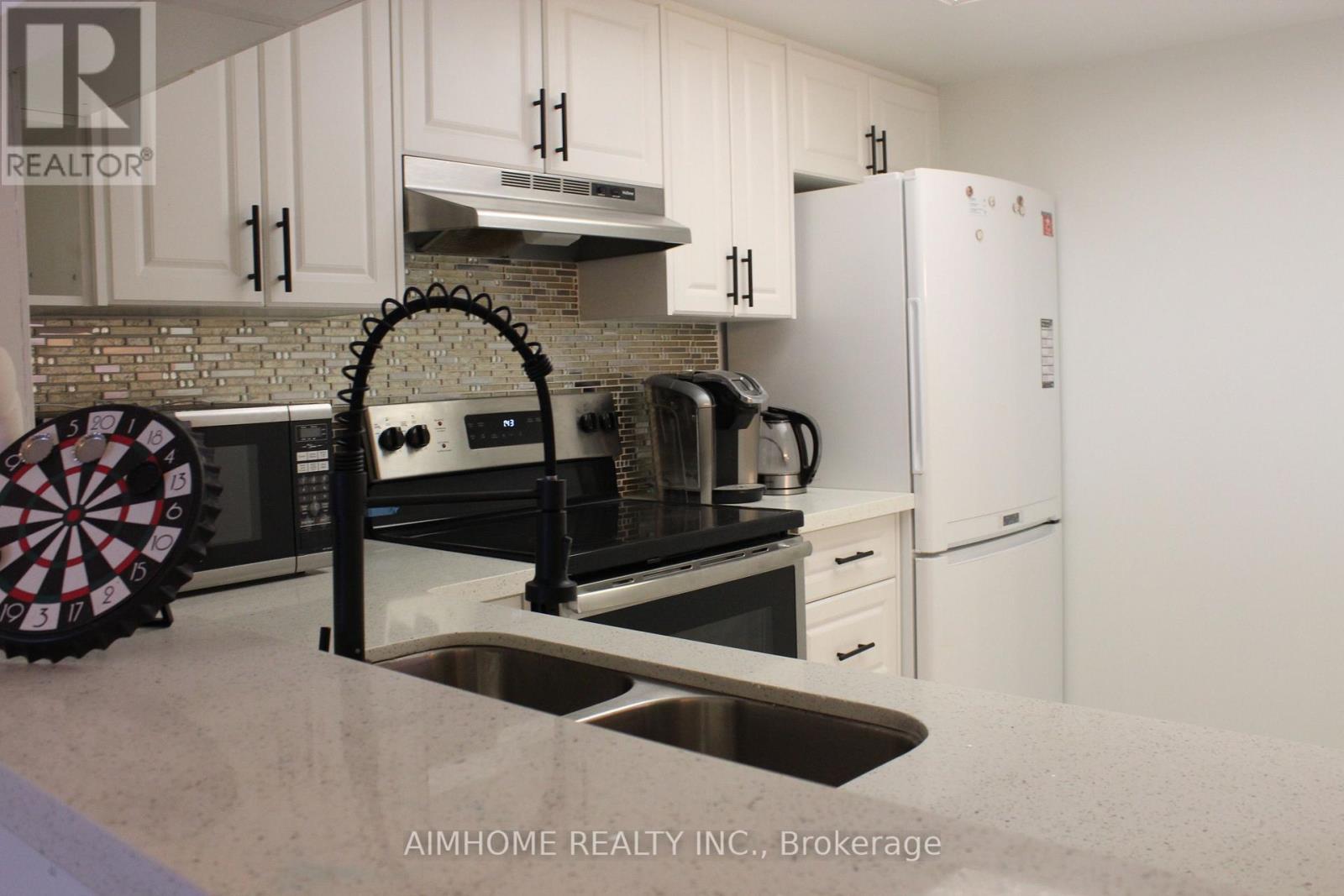 511 - 275 Bamburgh Circle, Toronto, Ontario  M1W 3X4 - Photo 4 - E12664816