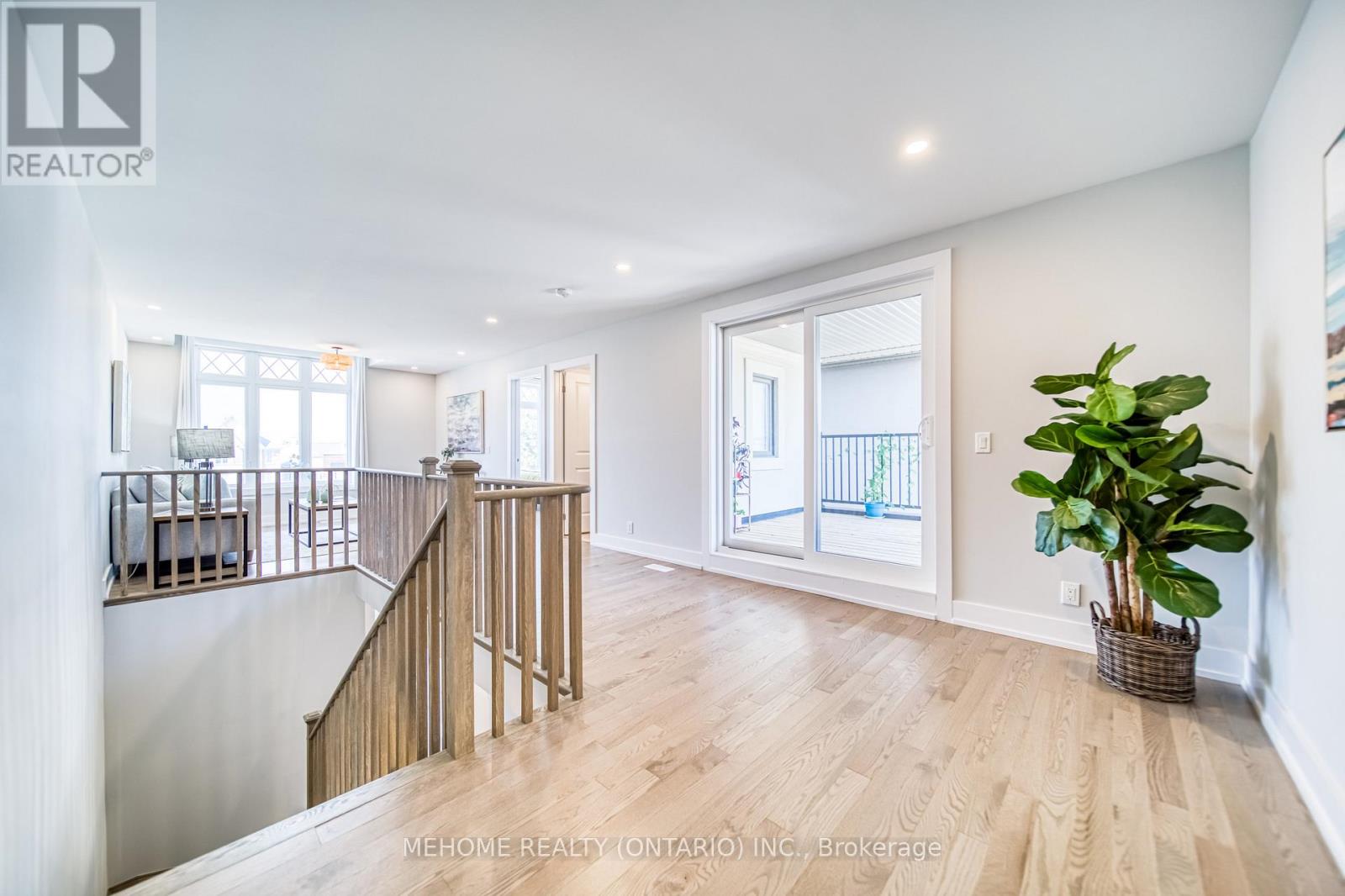 4 Pevensey Lane N, Markham, Ontario  L6C 1N6 - Photo 28 - N12664808