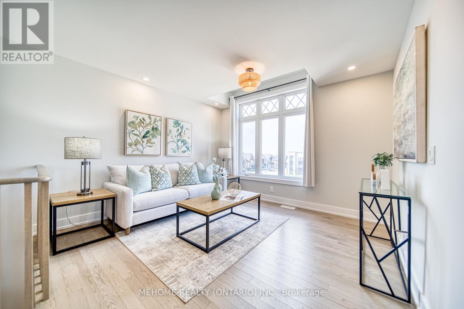 4 Pevensey Lane N, Markham, Ontario  L6C 1N6 - Photo 29 - N12664808