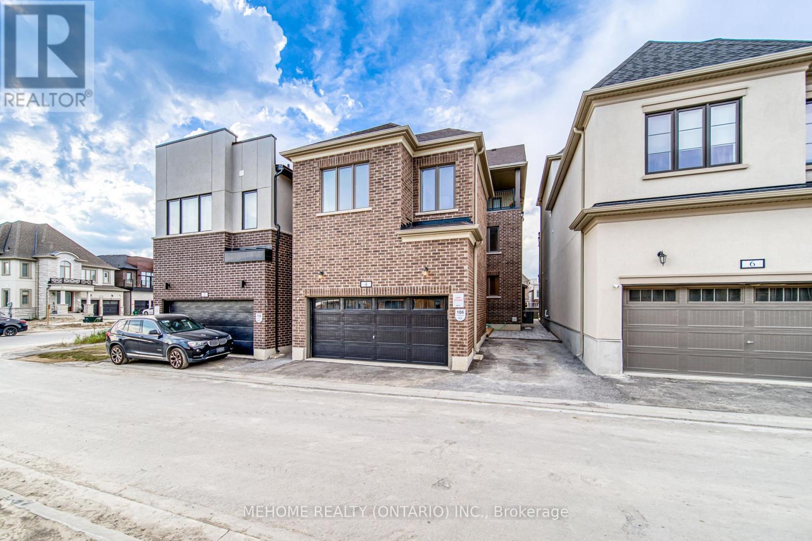 4 Pevensey Lane N, Markham, Ontario  L6C 1N6 - Photo 37 - N12664808