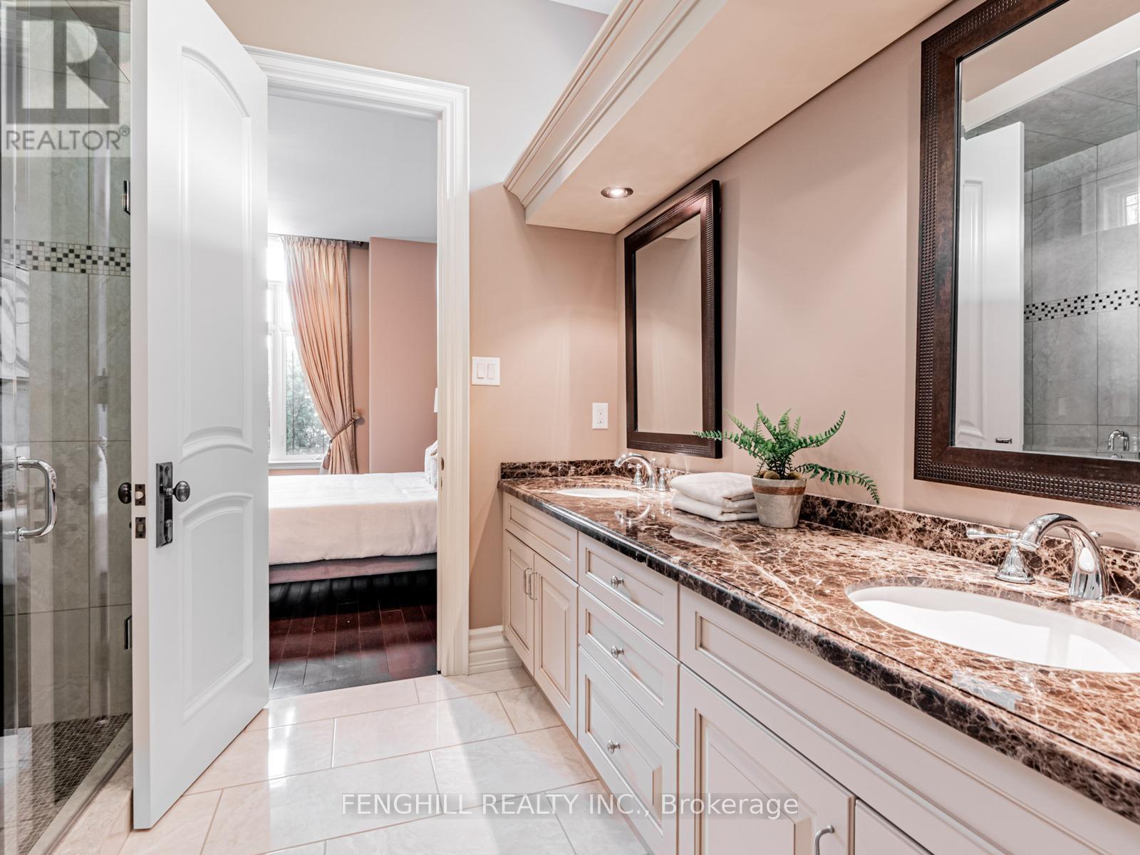 11 Macleod Estate Court, Richmond Hill, Ontario  L4E 0B1 - Photo 15 - N12664810