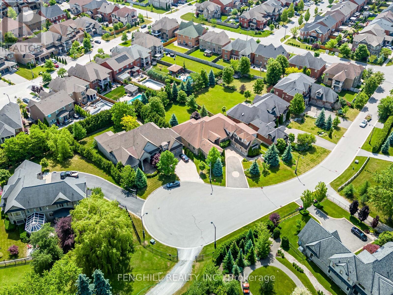 11 Macleod Estate Court, Richmond Hill, Ontario  L4E 0B1 - Photo 32 - N12664810