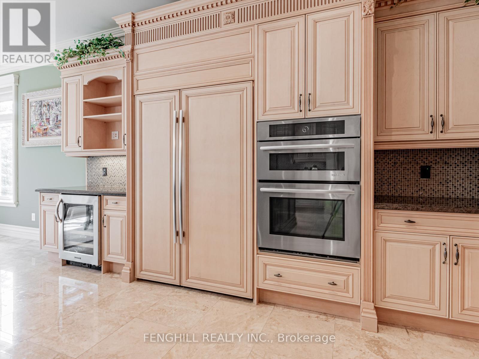 11 Macleod Estate Court, Richmond Hill, Ontario  L4E 0B1 - Photo 8 - N12664810