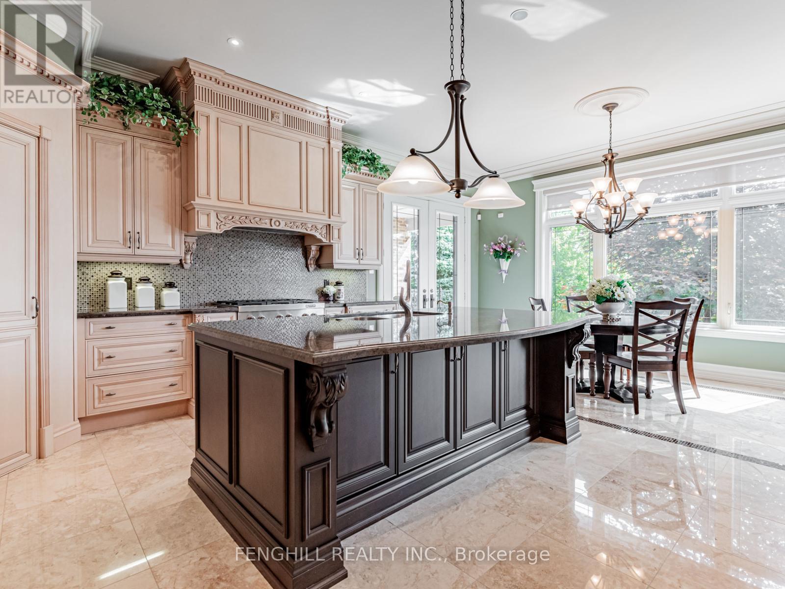 11 Macleod Estate Court, Richmond Hill, Ontario  L4E 0B1 - Photo 9 - N12664810