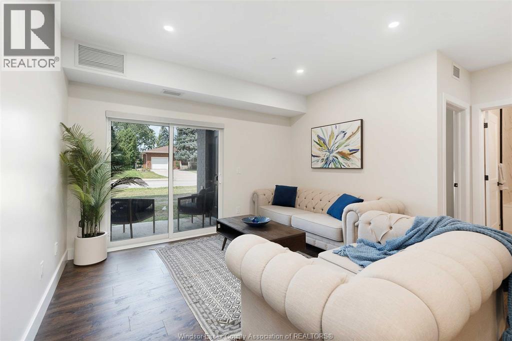 705 Grand Marais Unit# 107, Windsor, Ontario  N8X 3H8 - Photo 37 - 26000121