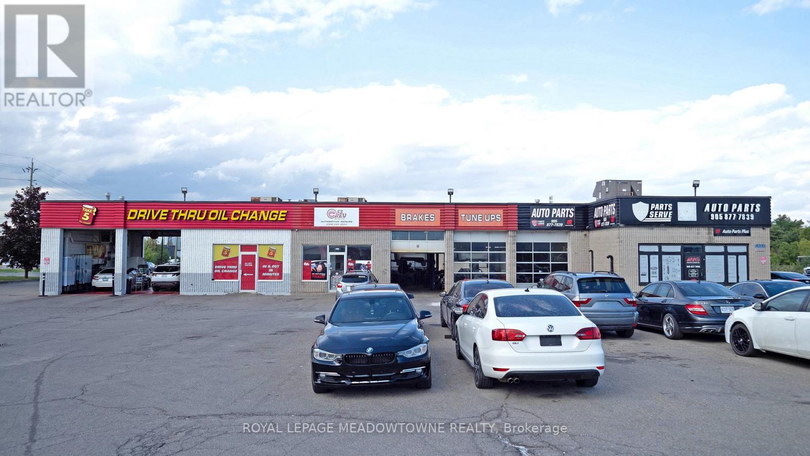 341 Guelph Street, Halton Hills, Ontario  L7G 4B6 - Photo 10 - W12664814