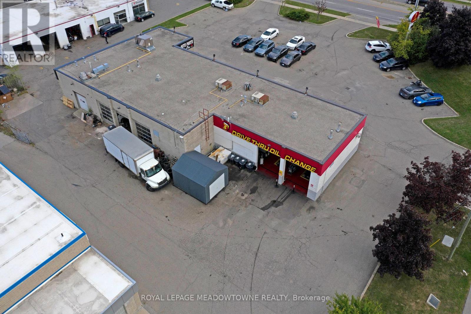 341 Guelph Street, Halton Hills, Ontario  L7G 4B6 - Photo 12 - W12664814