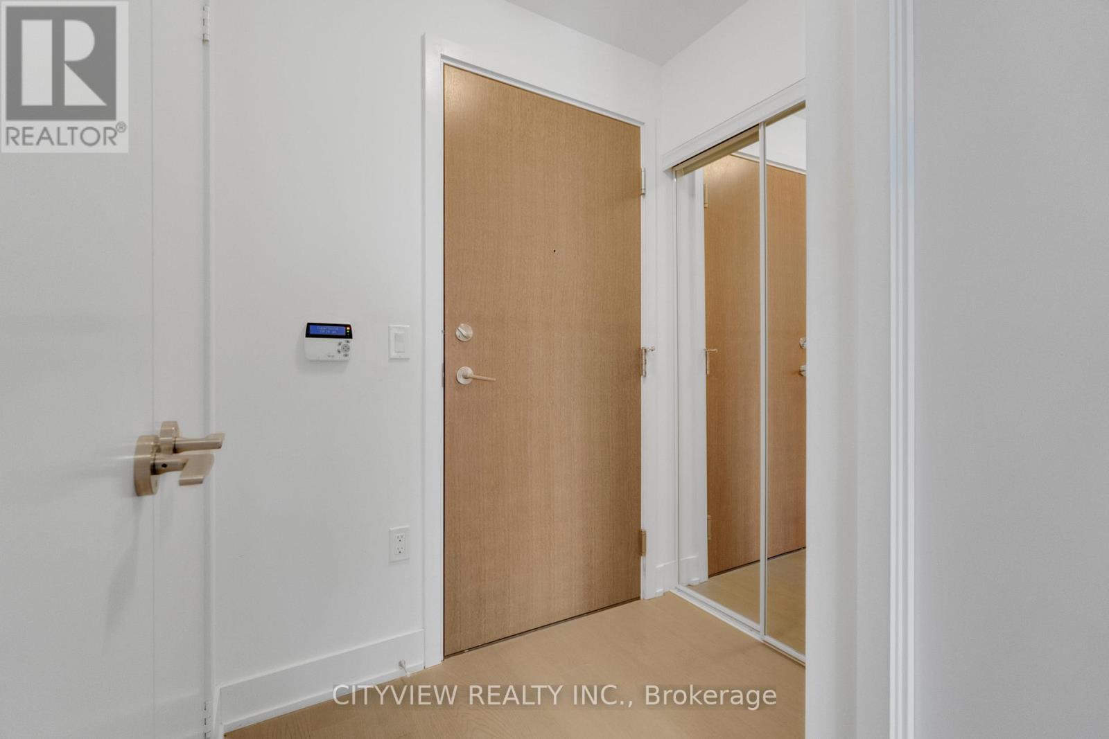 3908 - 20 Shore Breeze Drive, Toronto, Ontario  M8V 1A1 - Photo 9 - W12664818