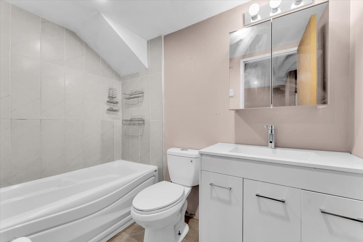 16059 93 Avenue, Surrey, British Columbia  V4N 3E3 - Photo 25 - R3069122