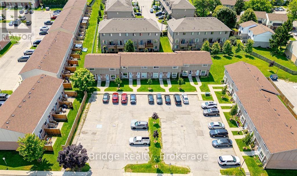 6 - 370 Springbank Avenue, Woodstock, Ontario  N4T 1L3 - Photo 1 - X12664888