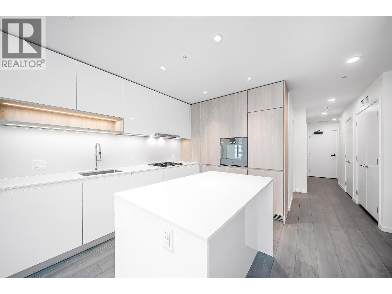 840 6500 Minoru Boulevard, Richmond, British Columbia V6Y 0N2 - Photo 13 - R3076178