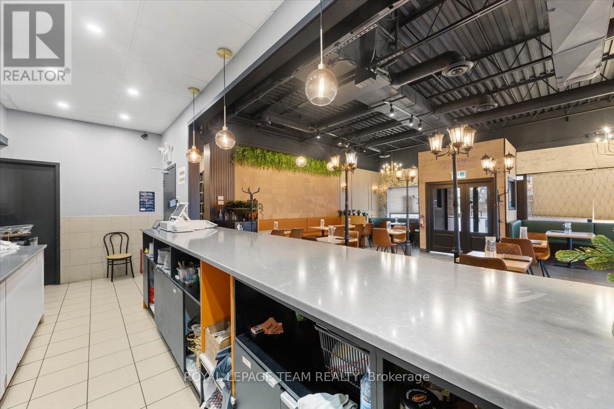 3059 Carling Avenue, Ottawa, Ontario K2B 7K4 - Photo 17 - X12664848