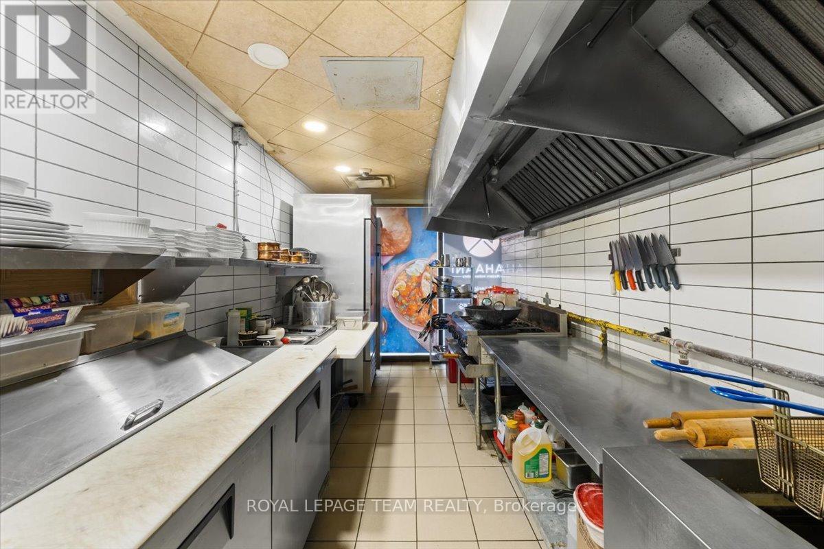 3059 Carling Avenue, Ottawa, Ontario K2B 7K4 - Photo 20 - X12664848