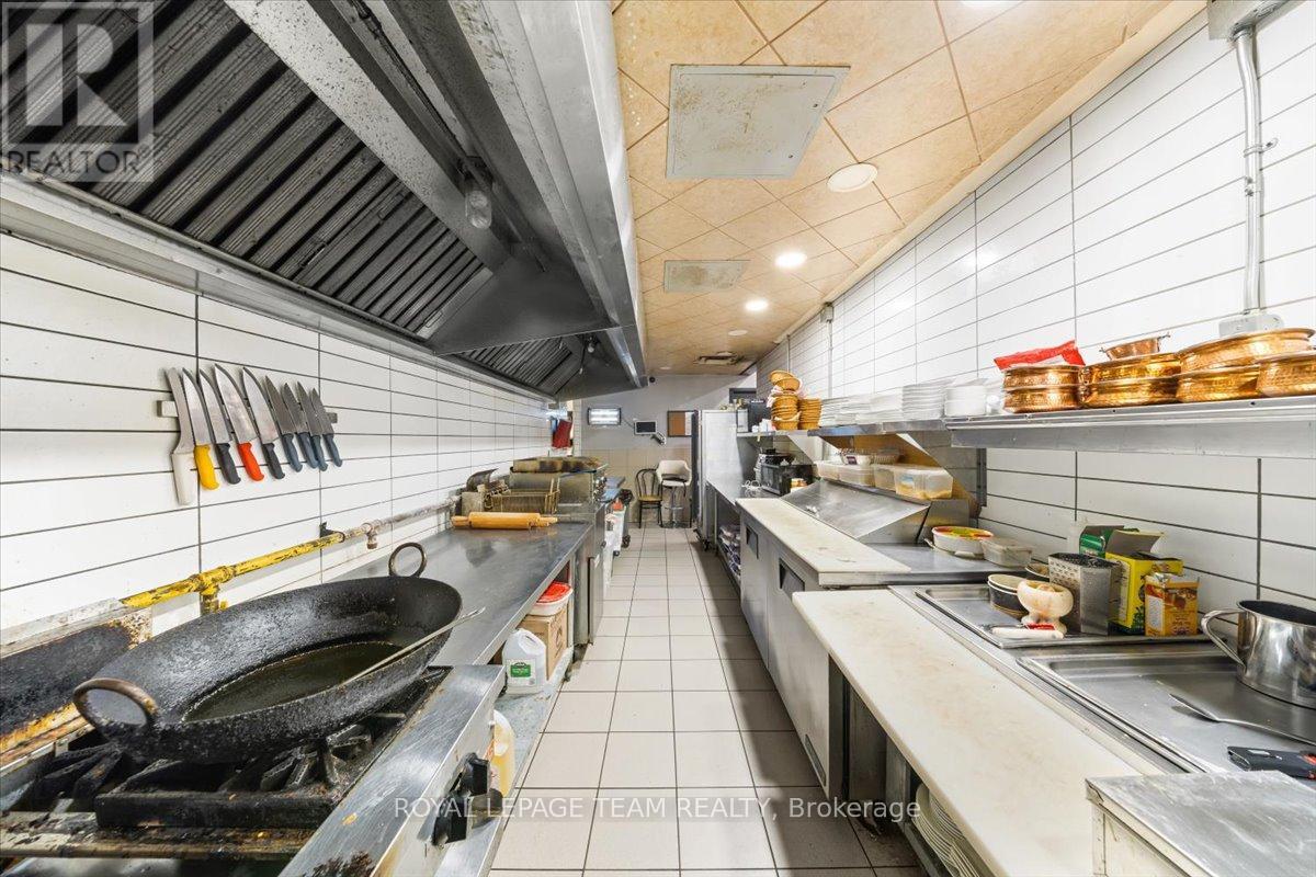 3059 Carling Avenue, Ottawa, Ontario K2B 7K4 - Photo 22 - X12664848