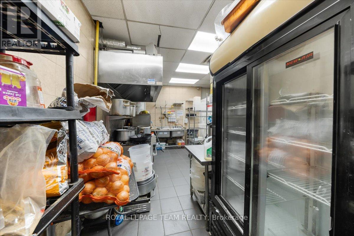 3059 Carling Avenue, Ottawa, Ontario K2B 7K4 - Photo 23 - X12664848