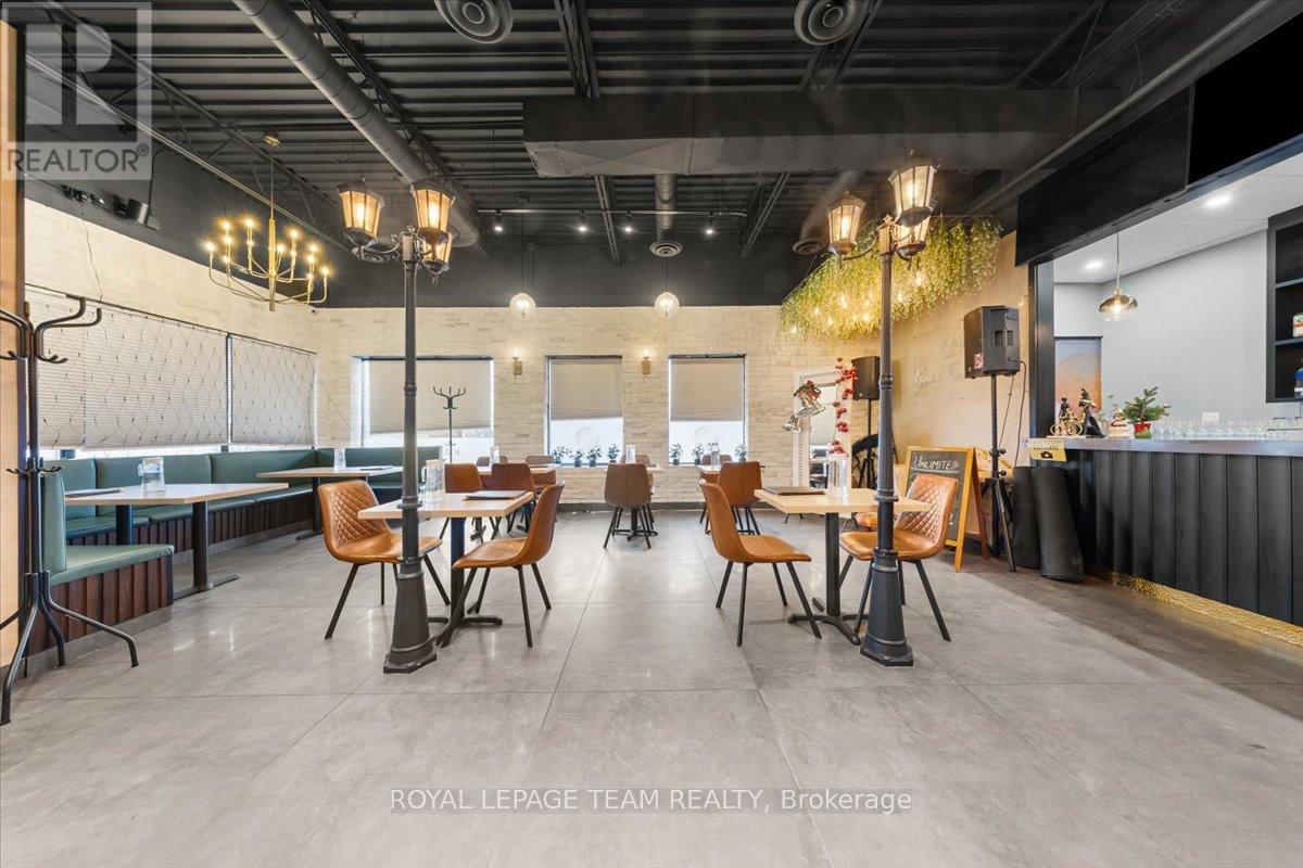 3059 Carling Avenue, Ottawa, Ontario K2B 7K4 - Photo 3 - X12664848