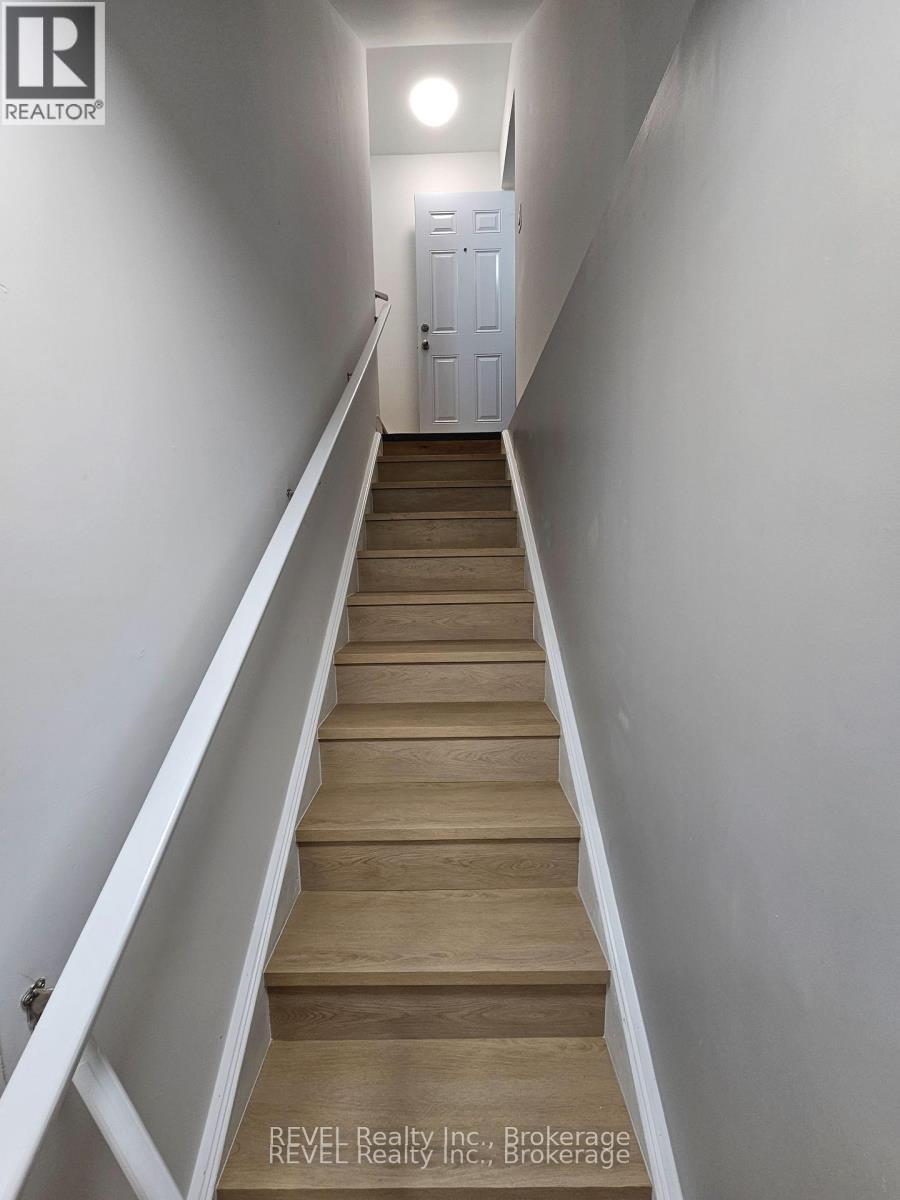 Lower - 16 Concord Drive, Thorold, Ontario  L2V 0K9 - Photo 10 - X12664880