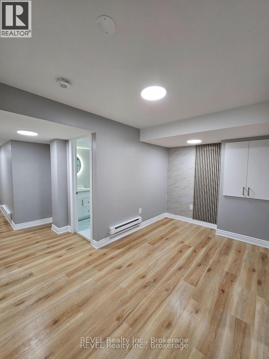 Lower - 16 Concord Drive, Thorold, Ontario  L2V 0K9 - Photo 5 - X12664880