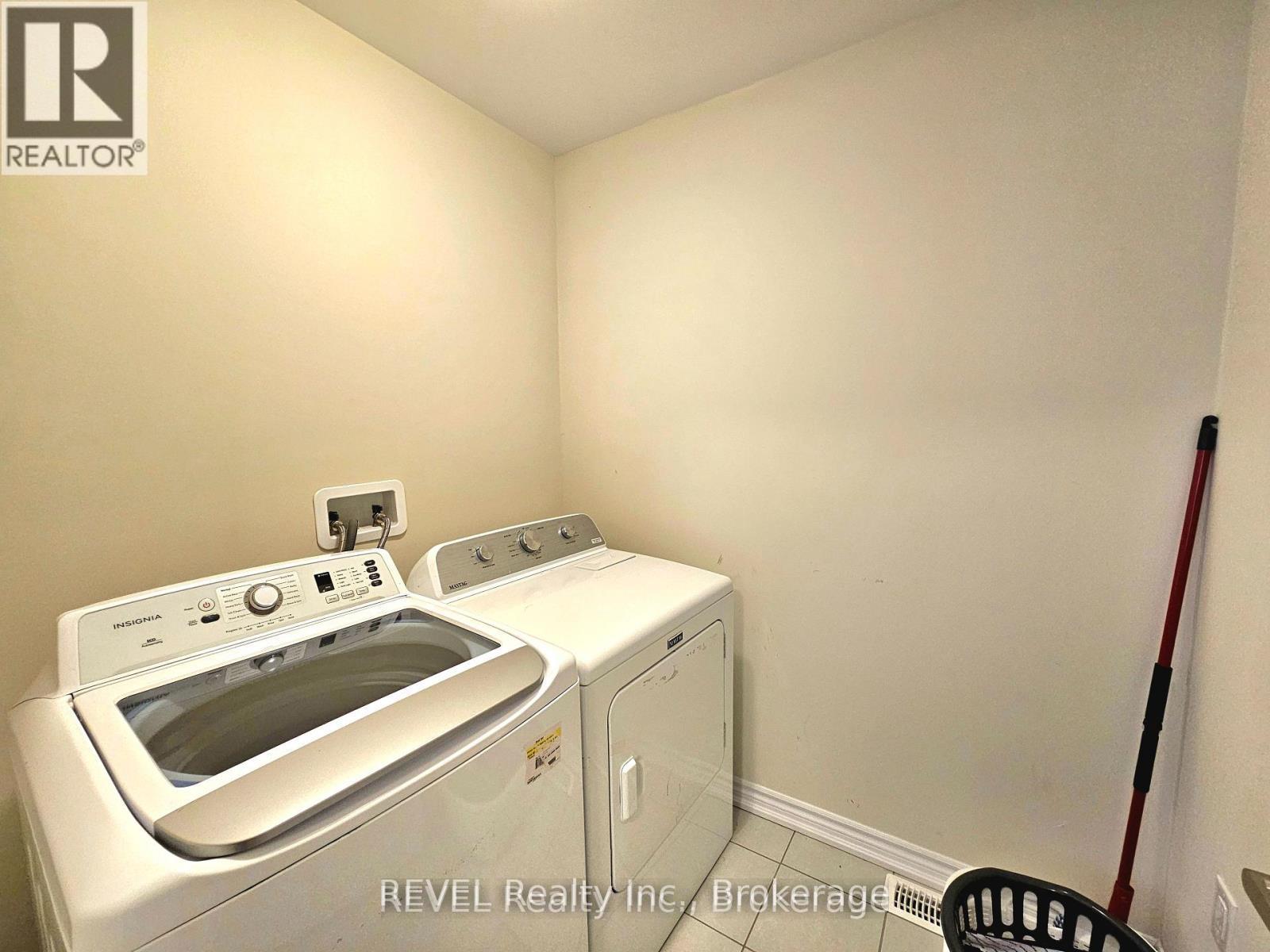 Upper - 16 Concord Drive, Thorold, Ontario  L2V 0K9 - Photo 14 - X12664886