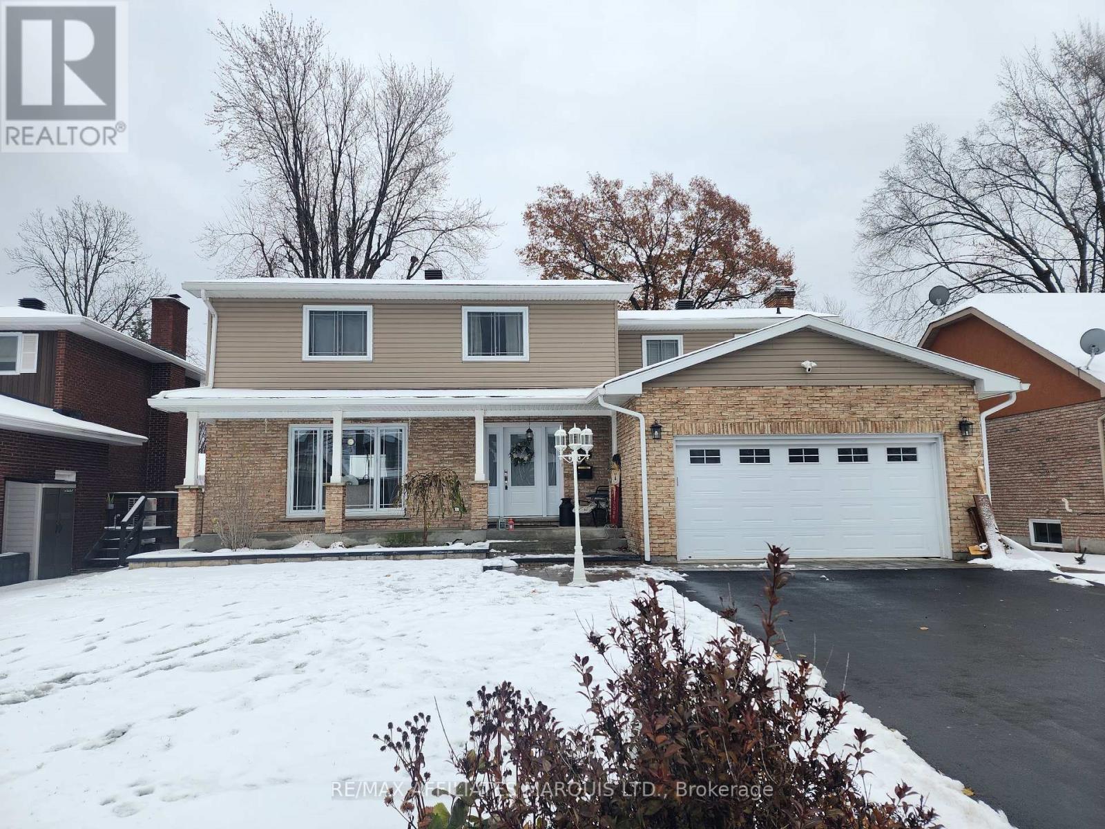 1612 Grant Avenue, Cornwall, Ontario  K6J 5J4 - Photo 2 - X12664858