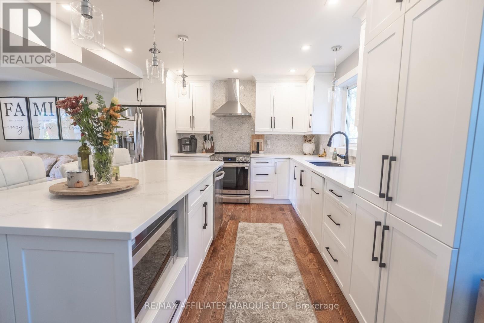 1612 Grant Avenue, Cornwall, Ontario  K6J 5J4 - Photo 6 - X12664858