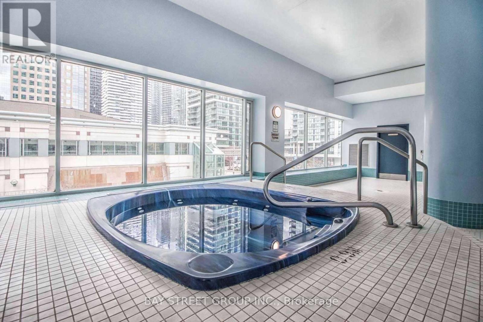 309 - 10 Yonge Street, Toronto, Ontario  M5E 1R4 - Photo 13 - C12664854