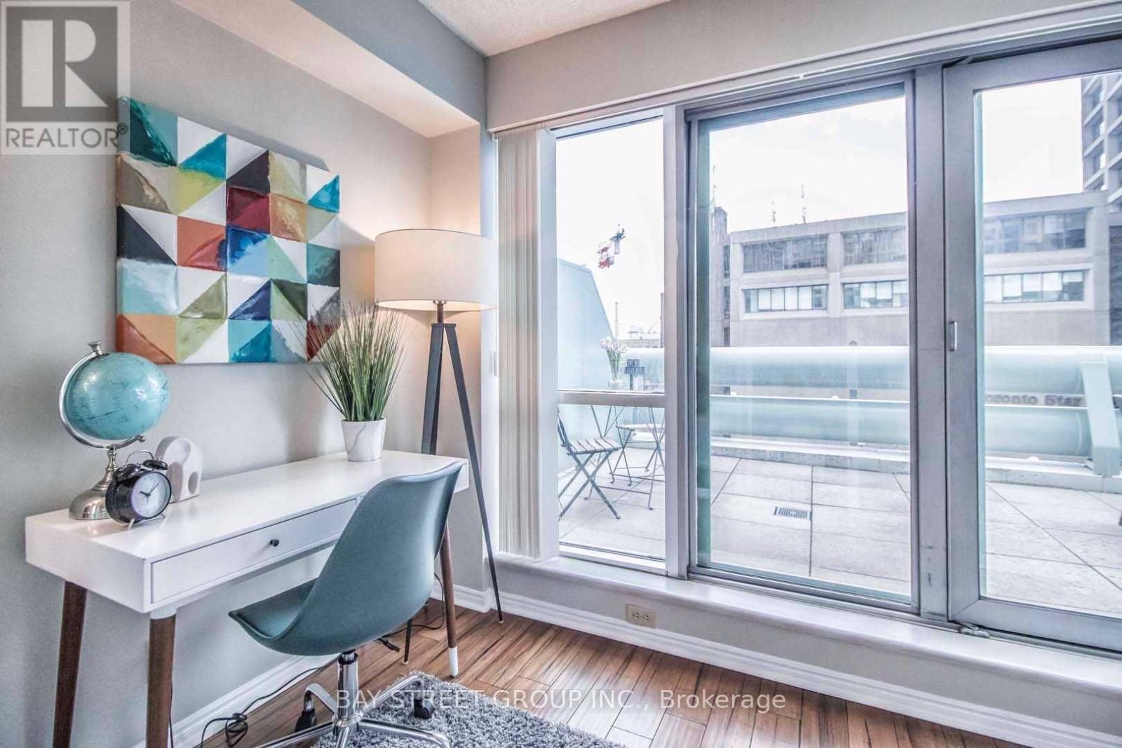 309 - 10 Yonge Street, Toronto, Ontario  M5E 1R4 - Photo 7 - C12664854