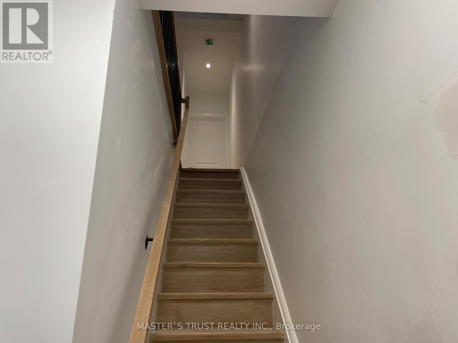 Unit2 - 370 Lippincott Street, Toronto, Ontario  M5S 2P7 - Photo 4 - C12664860