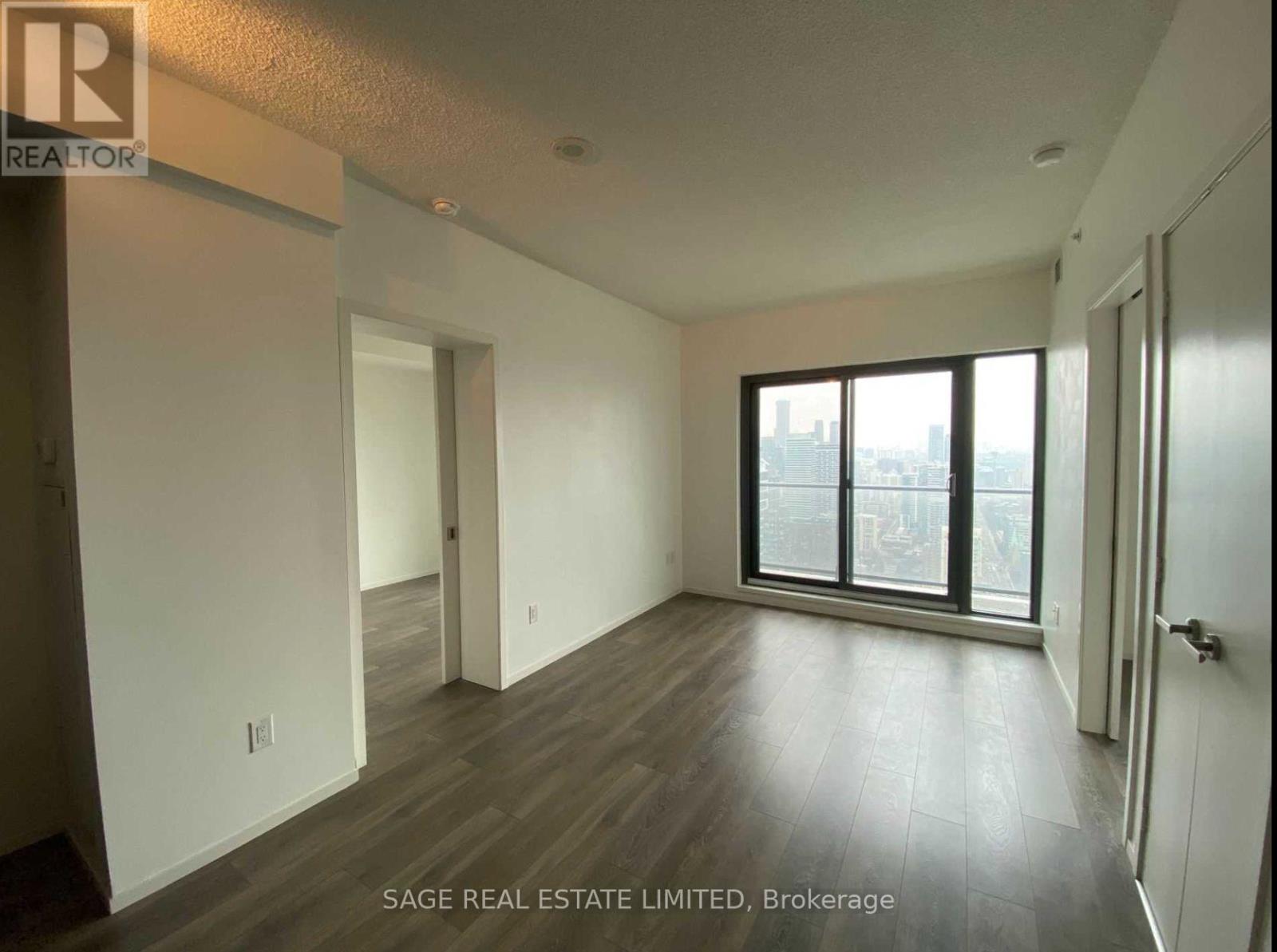 4207 - 159 Dundas Street E, Toronto, Ontario  M5B 0A9 - Photo 2 - C12664874