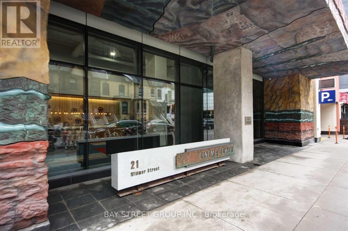 3005 - 21 Widmer Street, Toronto, Ontario  M5V 0B8 - Photo 3 - C12664884