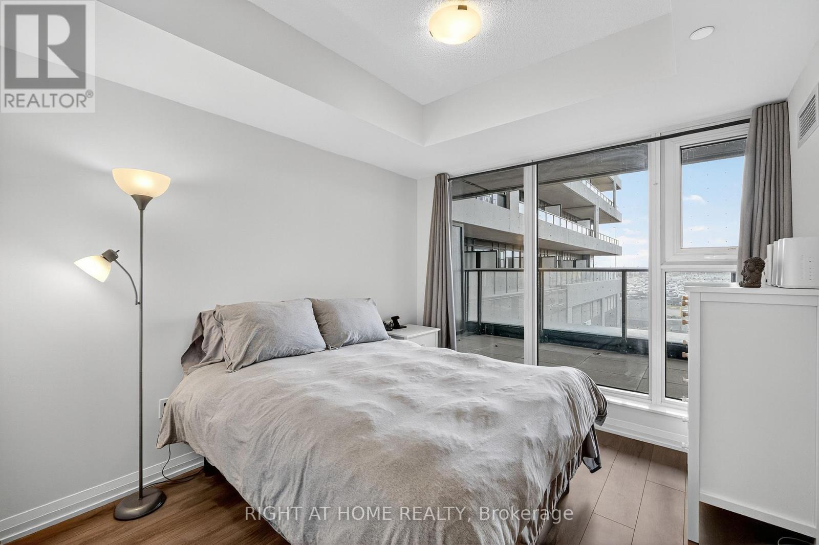 215 - 8960 Jane Street, Vaughan, Ontario  L4K 0N9 - Photo 6 - N12664852