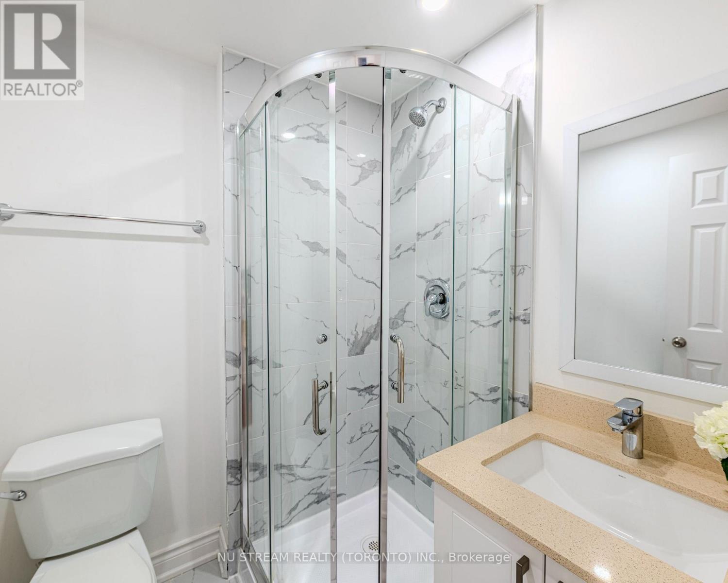 40 Bedale Crescent, Markham, Ontario  L3R 3N7 - Photo 22 - N12664896