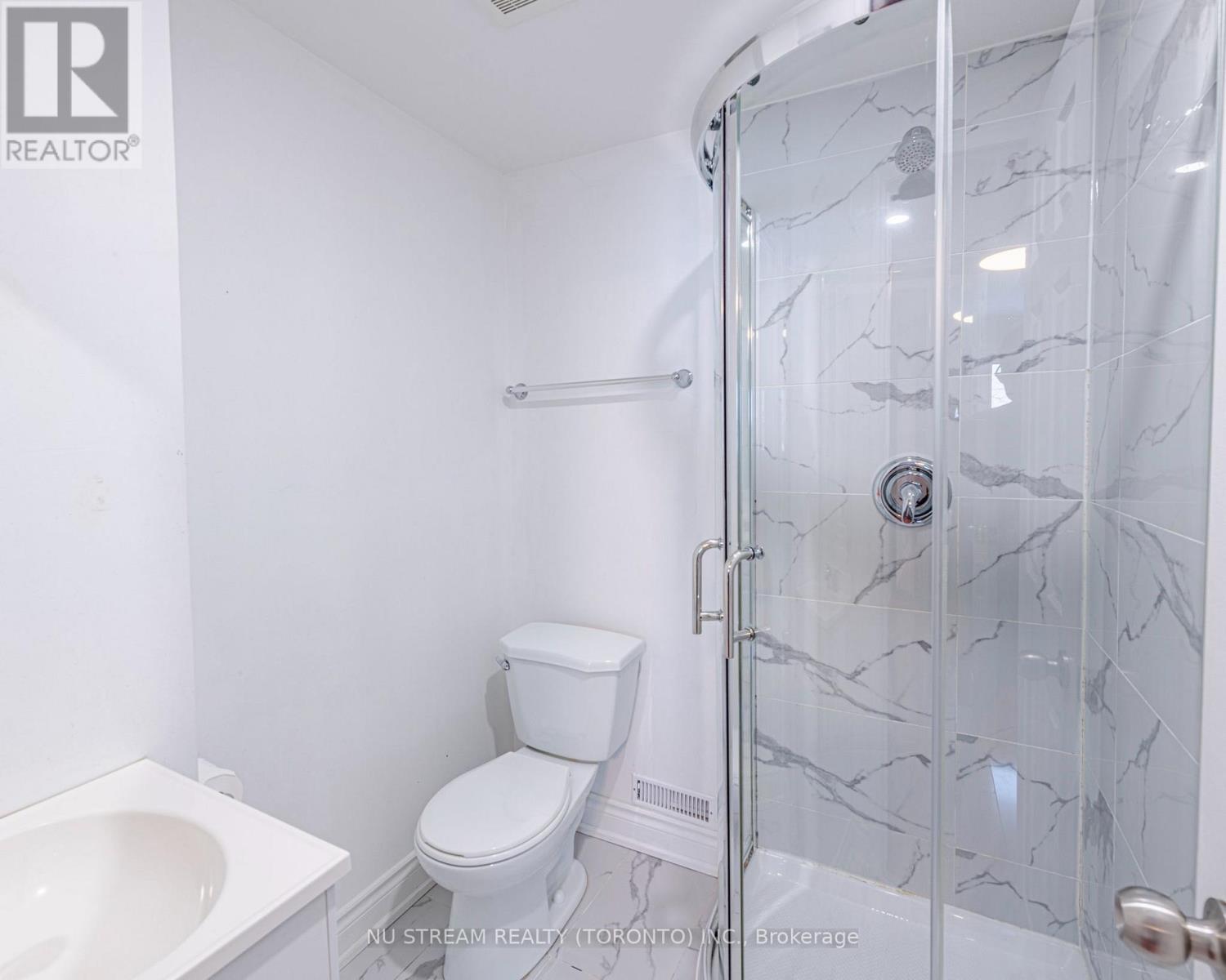 40 Bedale Crescent, Markham, Ontario  L3R 3N7 - Photo 26 - N12664896