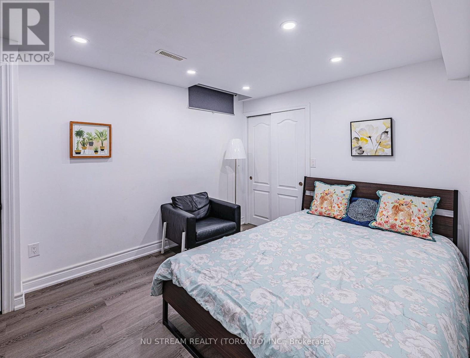 40 Bedale Crescent, Markham, Ontario  L3R 3N7 - Photo 32 - N12664896