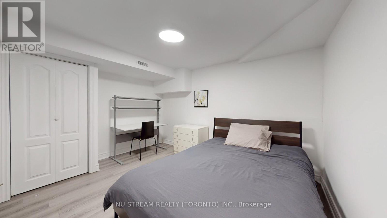 40 Bedale Crescent, Markham, Ontario  L3R 3N7 - Photo 37 - N12664896