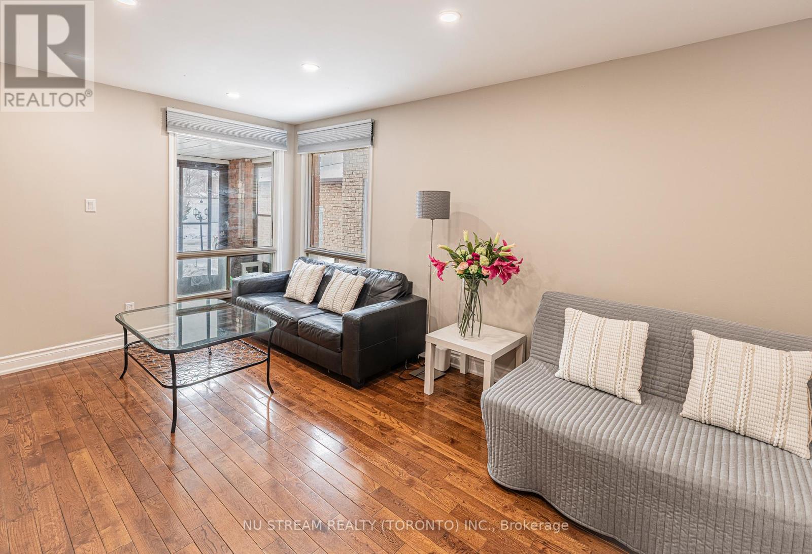 40 Bedale Crescent, Markham, Ontario  L3R 3N7 - Photo 6 - N12664896