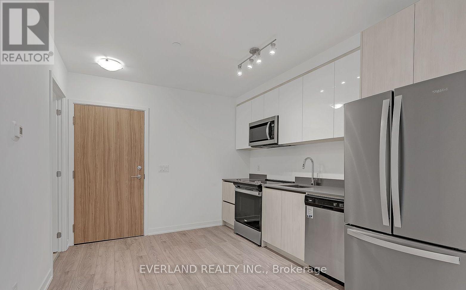 304 - 3100 Keele Street, Toronto, Ontario  M3M 0E1 - Photo 6 - W12664894