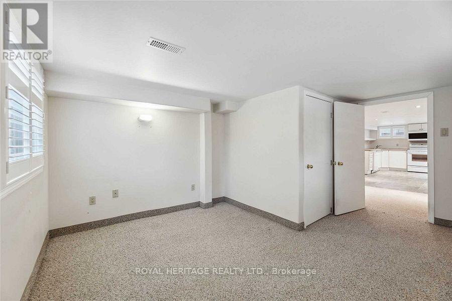 115 Albert Street N, Kawartha Lakes, Ontario  K9V 4K6 - Photo 10 - X12664840