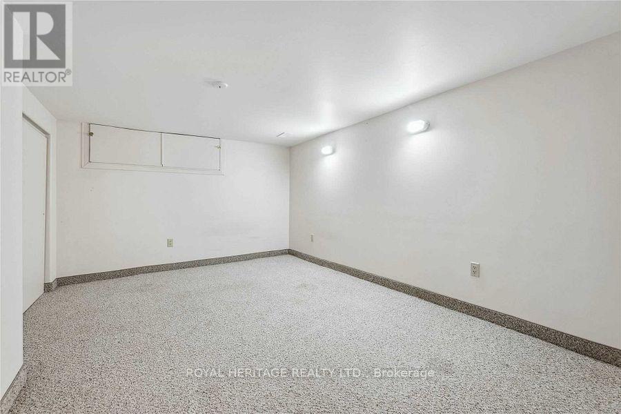 115 Albert Street N, Kawartha Lakes, Ontario  K9V 4K6 - Photo 12 - X12664840