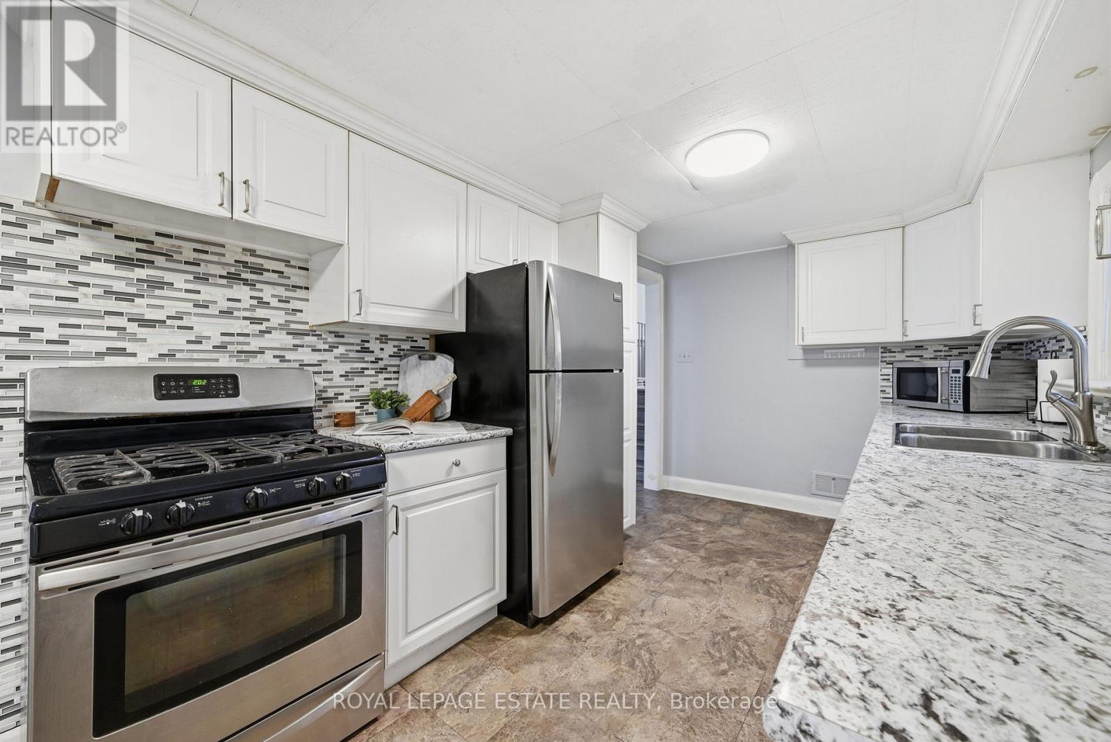 349 Oshawa Boulevard S, Oshawa, Ontario  L1H 5S3 - Photo 12 - E12664902