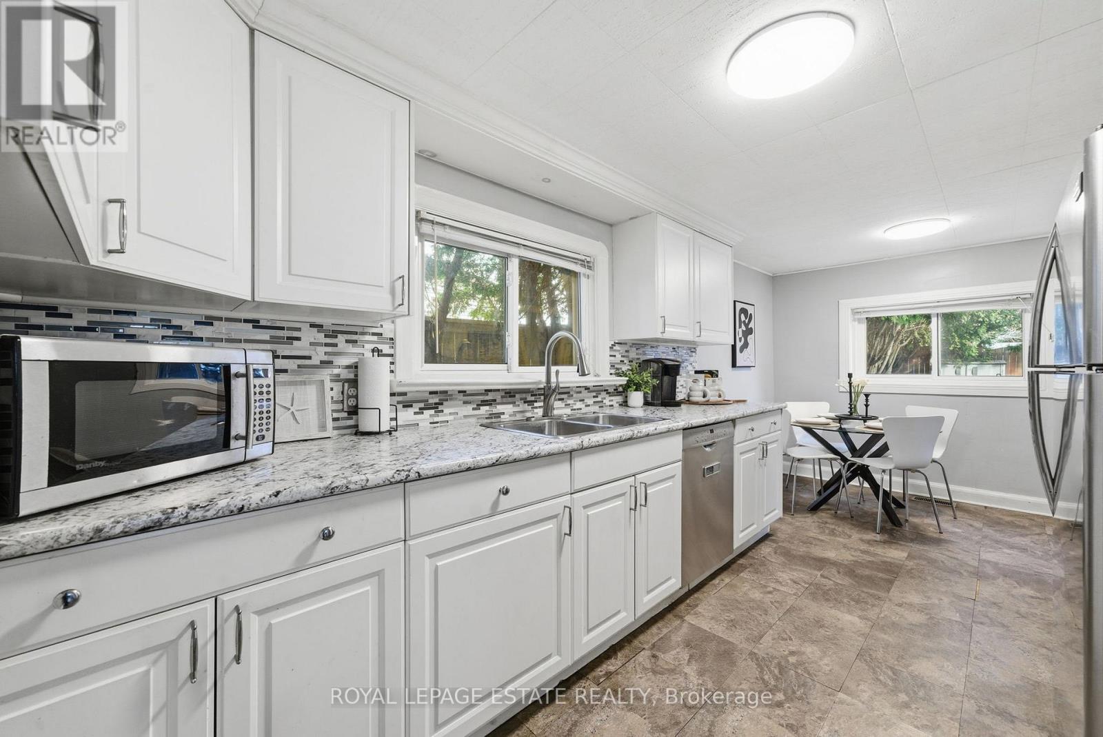 349 Oshawa Boulevard S, Oshawa, Ontario  L1H 5S3 - Photo 13 - E12664902